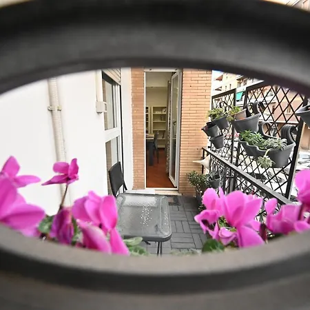 Apartment La