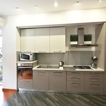 Apartment La