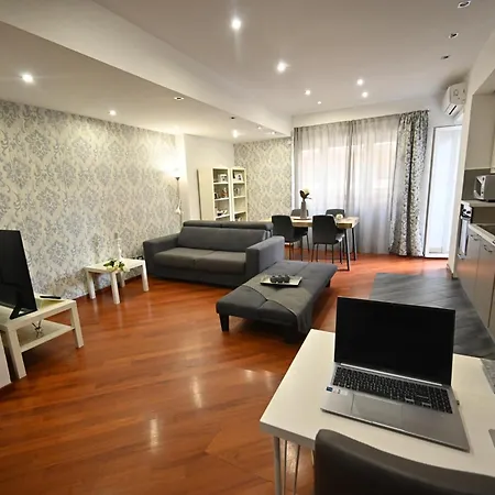 Apartment La